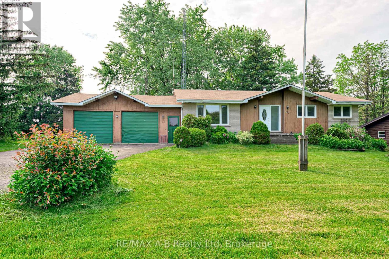 190 Avonton Road, Perth South, Ontario  N5A 6S6 - Photo 7 - X12210630