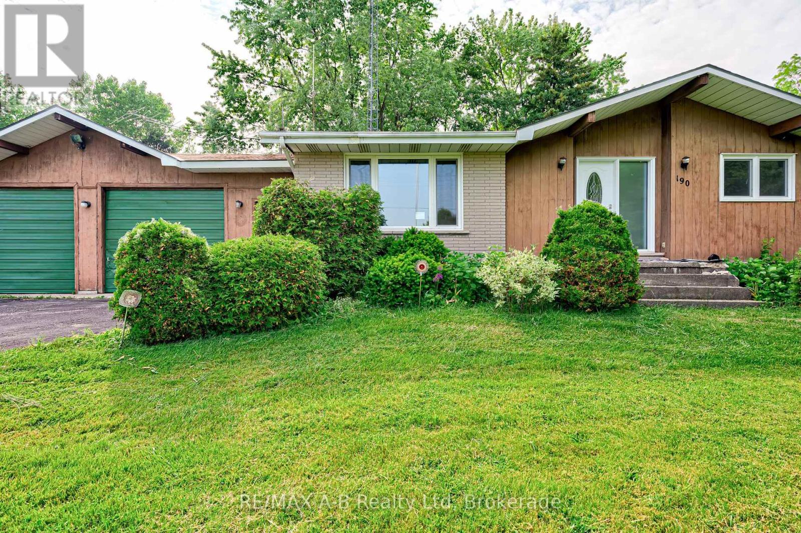 190 Avonton Road, Perth South, Ontario  N5A 6S6 - Photo 8 - X12210630