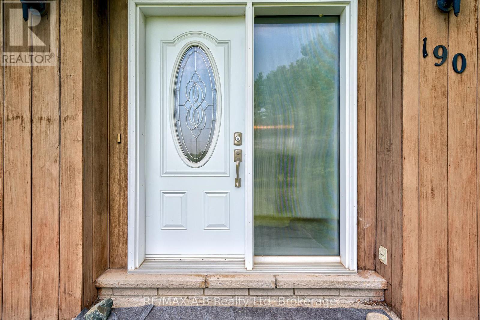 190 Avonton Road, Perth South, Ontario  N5A 6S6 - Photo 9 - X12210630