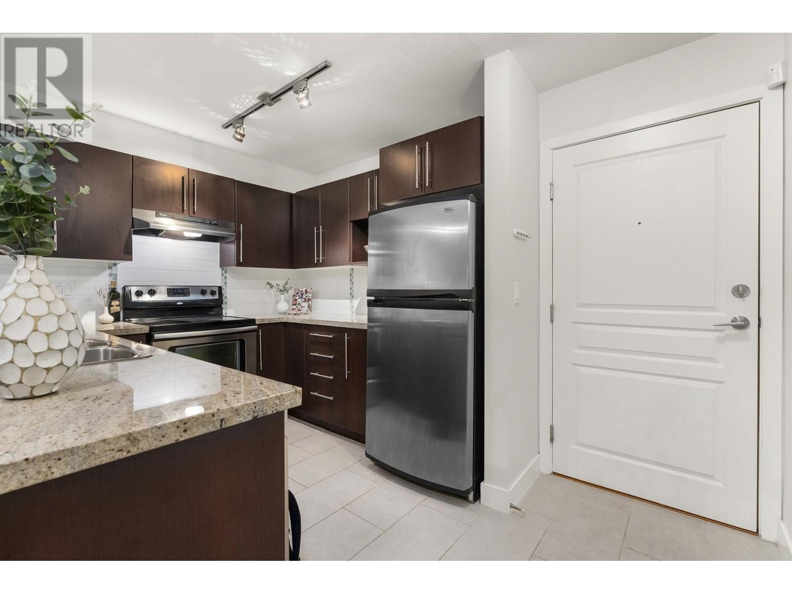 109 2088 Beta Avenue, Burnaby, British Columbia  V5C 0C8 - Photo 8 - R3013347
