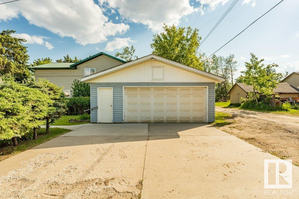 A315 2 Av, Rural Wetaskiwin County, Alberta  T0C 1X0 - Photo 11 - E4441525