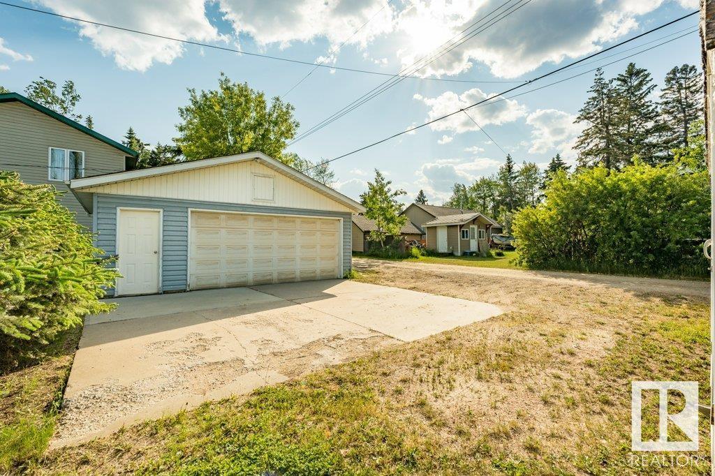 A315 2 Av, Rural Wetaskiwin County, Alberta  T0C 1X0 - Photo 12 - E4441525