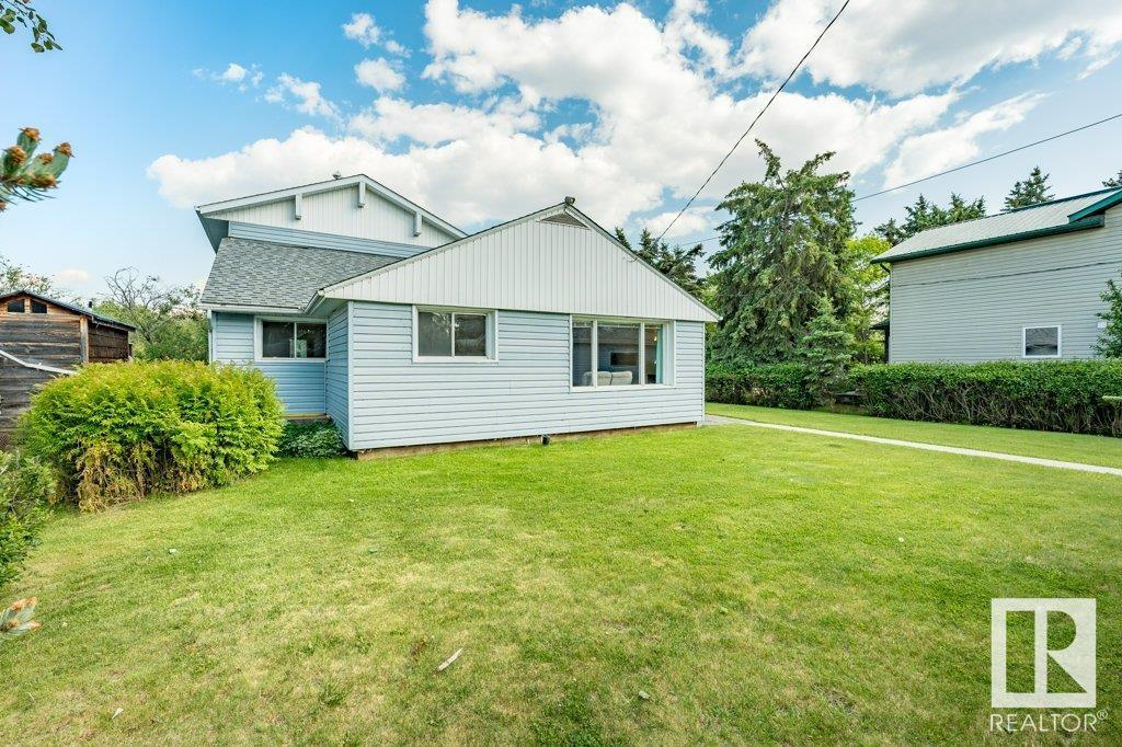 A315 2 Av, Rural Wetaskiwin County, Alberta  T0C 1X0 - Photo 3 - E4441525