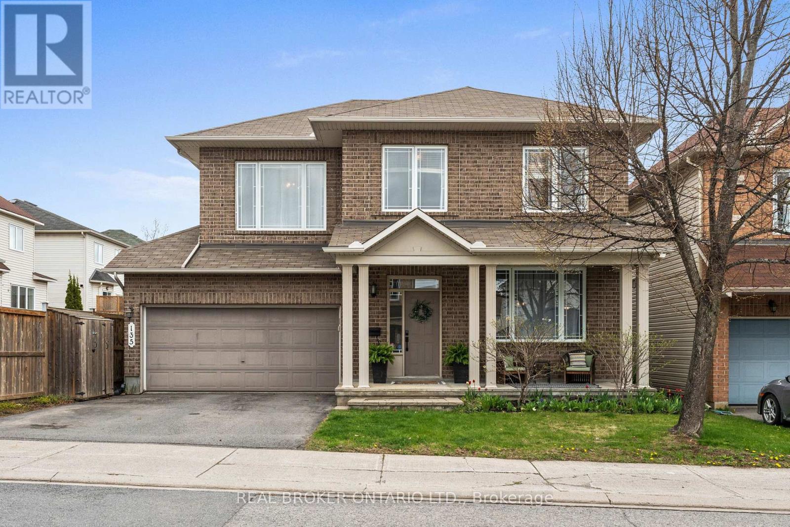 135 ROCKY HILL DRIVE, Ottawa, Ontario