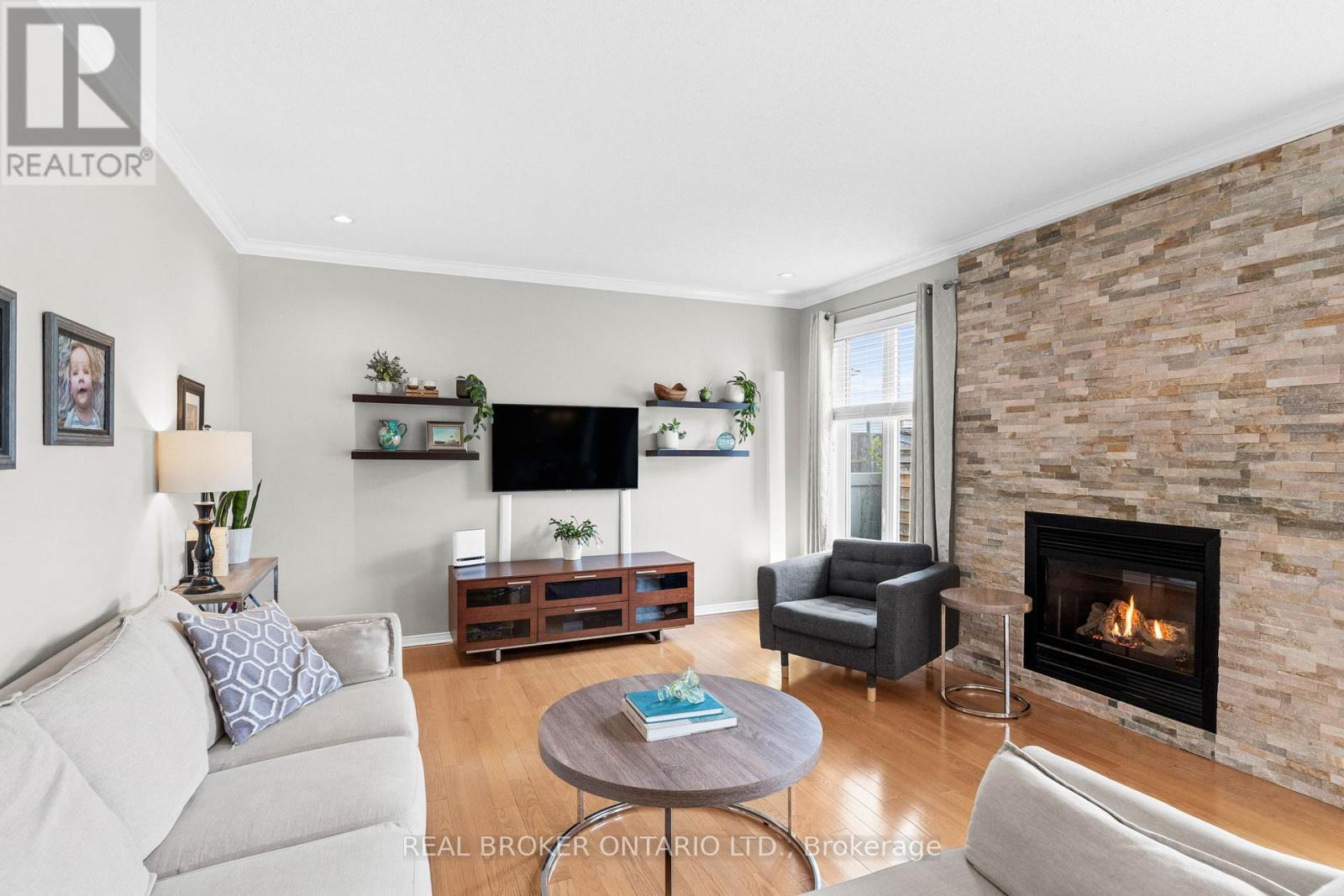135 Rocky Hill Drive, Ottawa, Ontario  K2G 7B2 - Photo 15 - X12210526