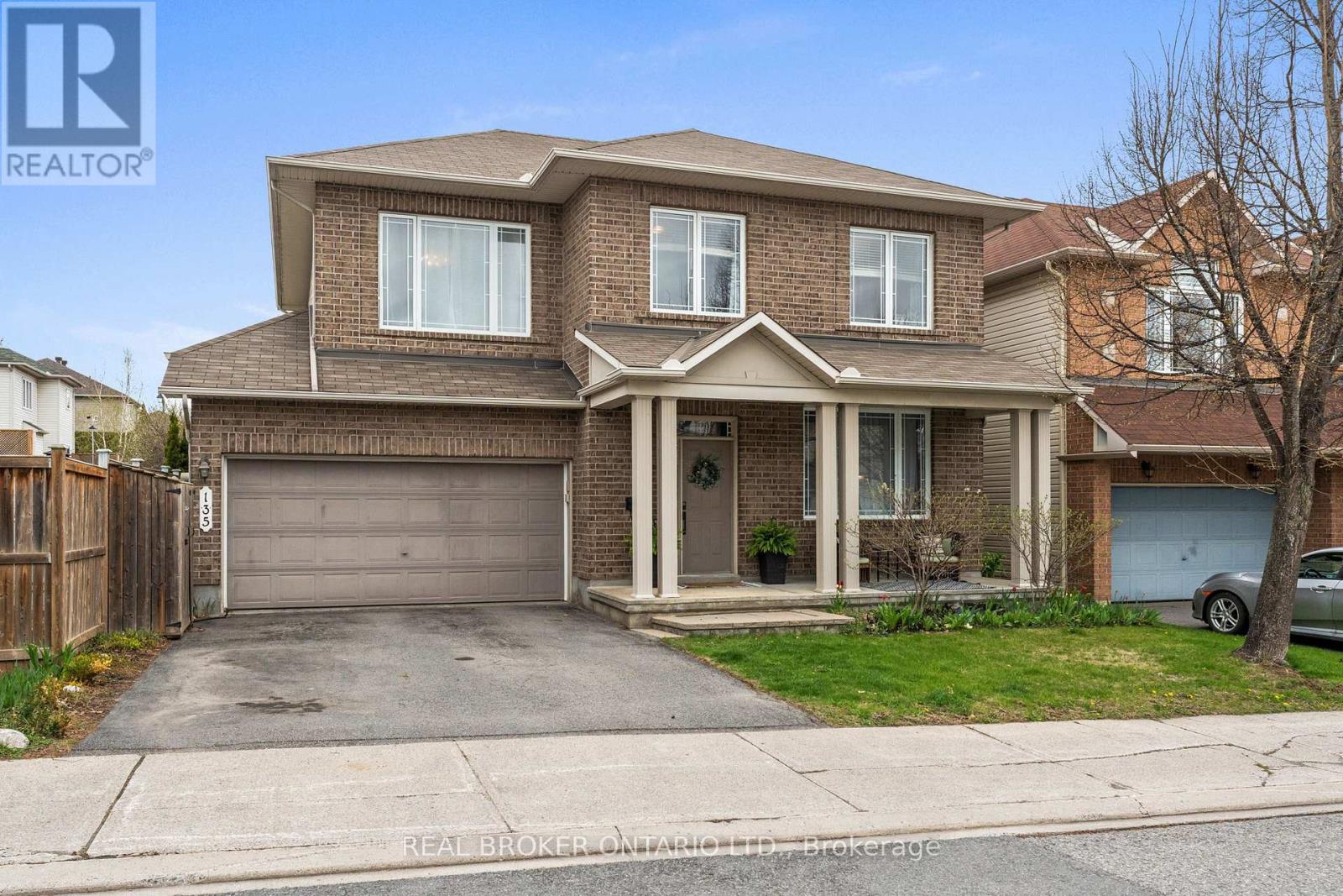 135 Rocky Hill Drive, Ottawa, Ontario  K2G 7B2 - Photo 2 - X12210526