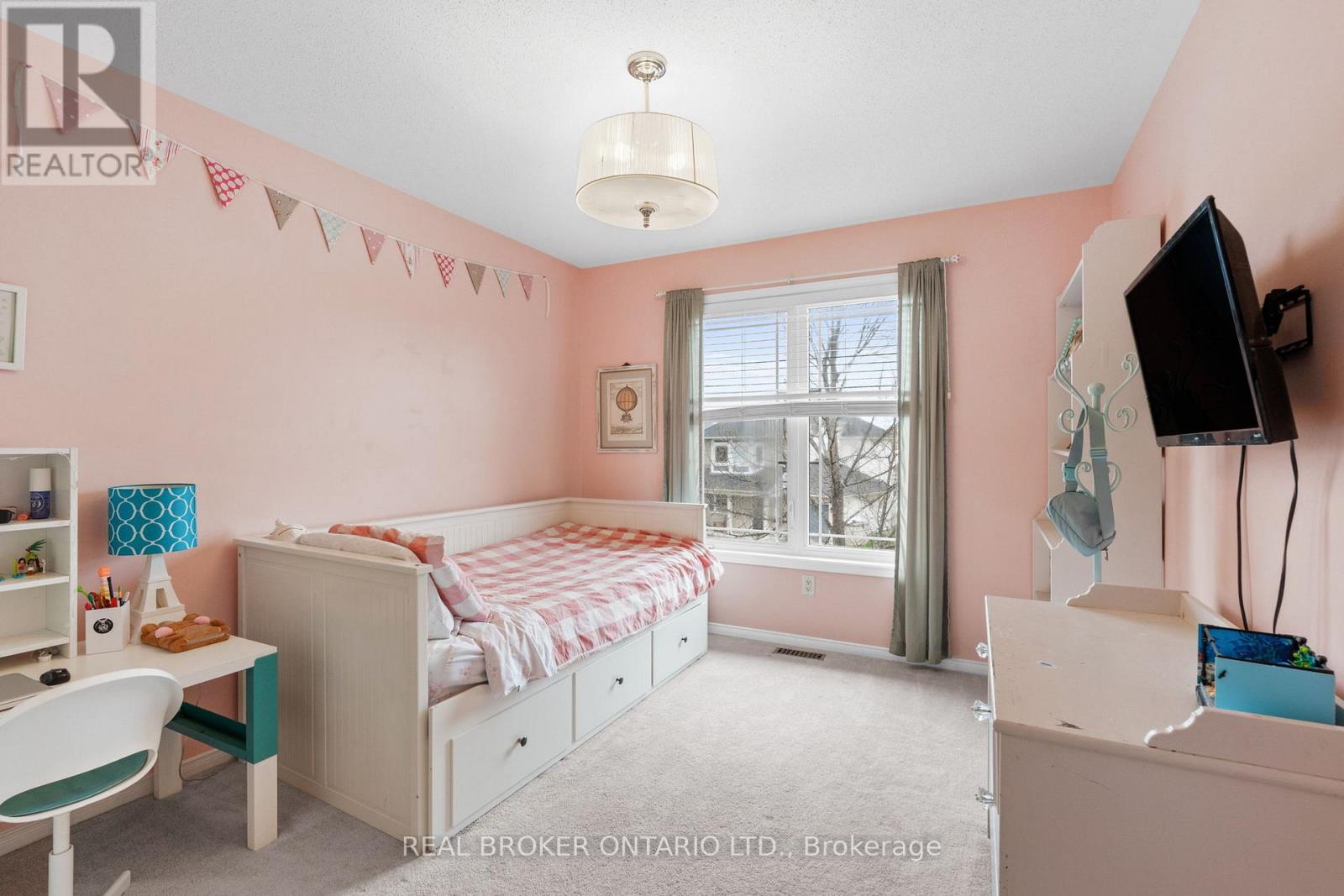 135 Rocky Hill Drive, Ottawa, Ontario  K2G 7B2 - Photo 28 - X12210526