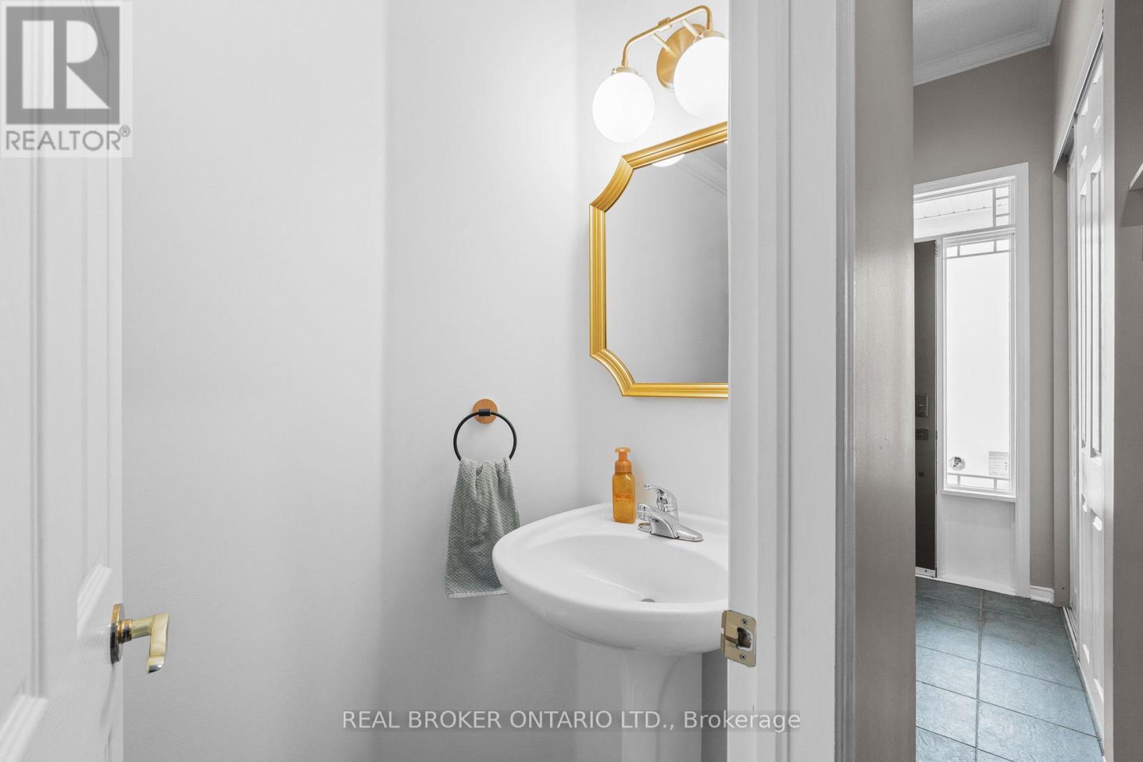 135 Rocky Hill Drive, Ottawa, Ontario  K2G 7B2 - Photo 34 - X12210526