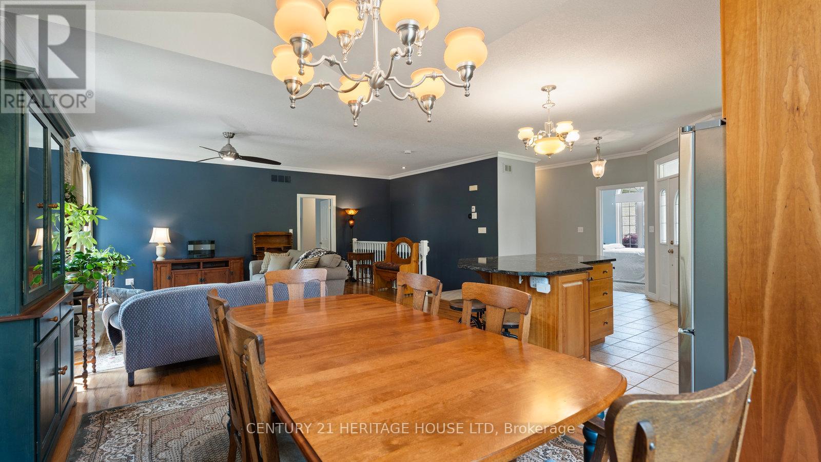 2 Hunter Drive S, Haldimand, Ontario  N0E 1M0 - Photo 13 - X12210432