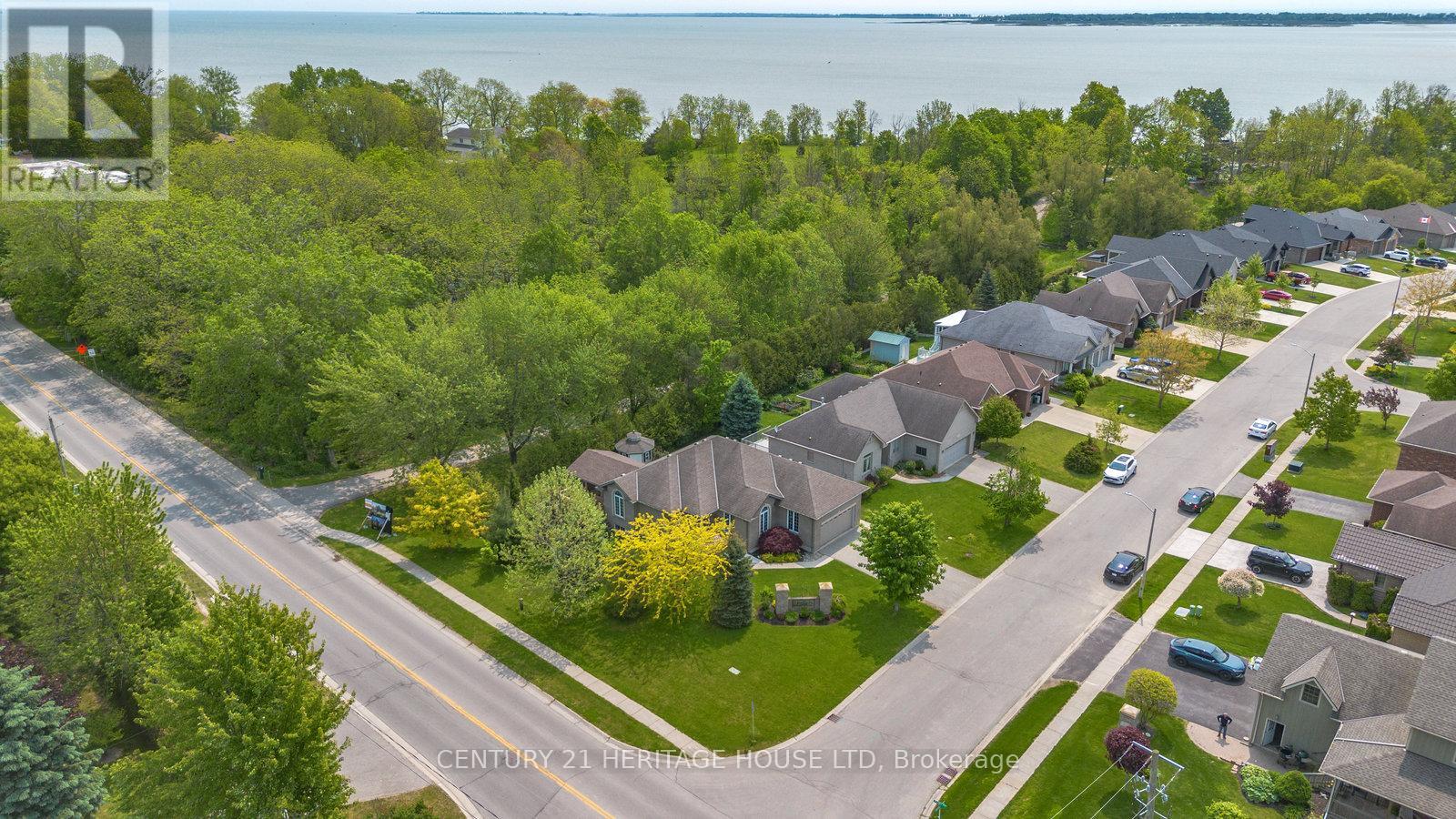 2 Hunter Drive S, Haldimand, Ontario  N0E 1M0 - Photo 5 - X12210432