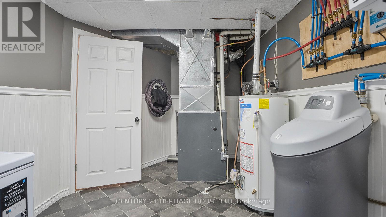 33 Melody Drive, Norfolk, Ontario  N4B 3E1 - Photo 32 - X12210451
