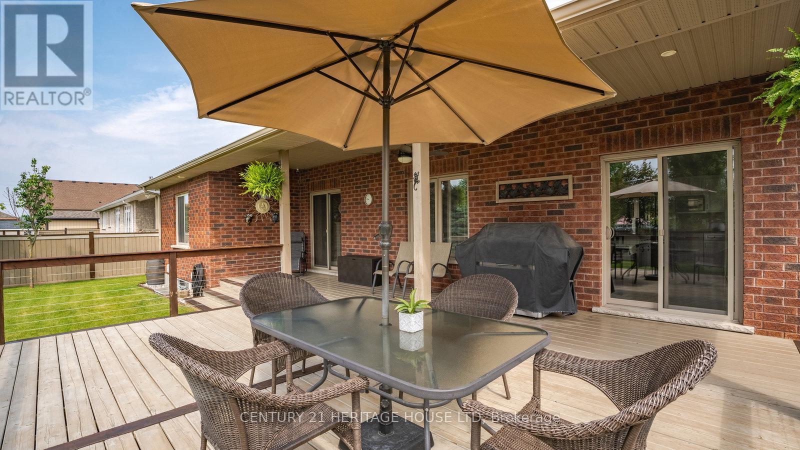 33 Melody Drive, Norfolk, Ontario  N4B 3E1 - Photo 44 - X12210451