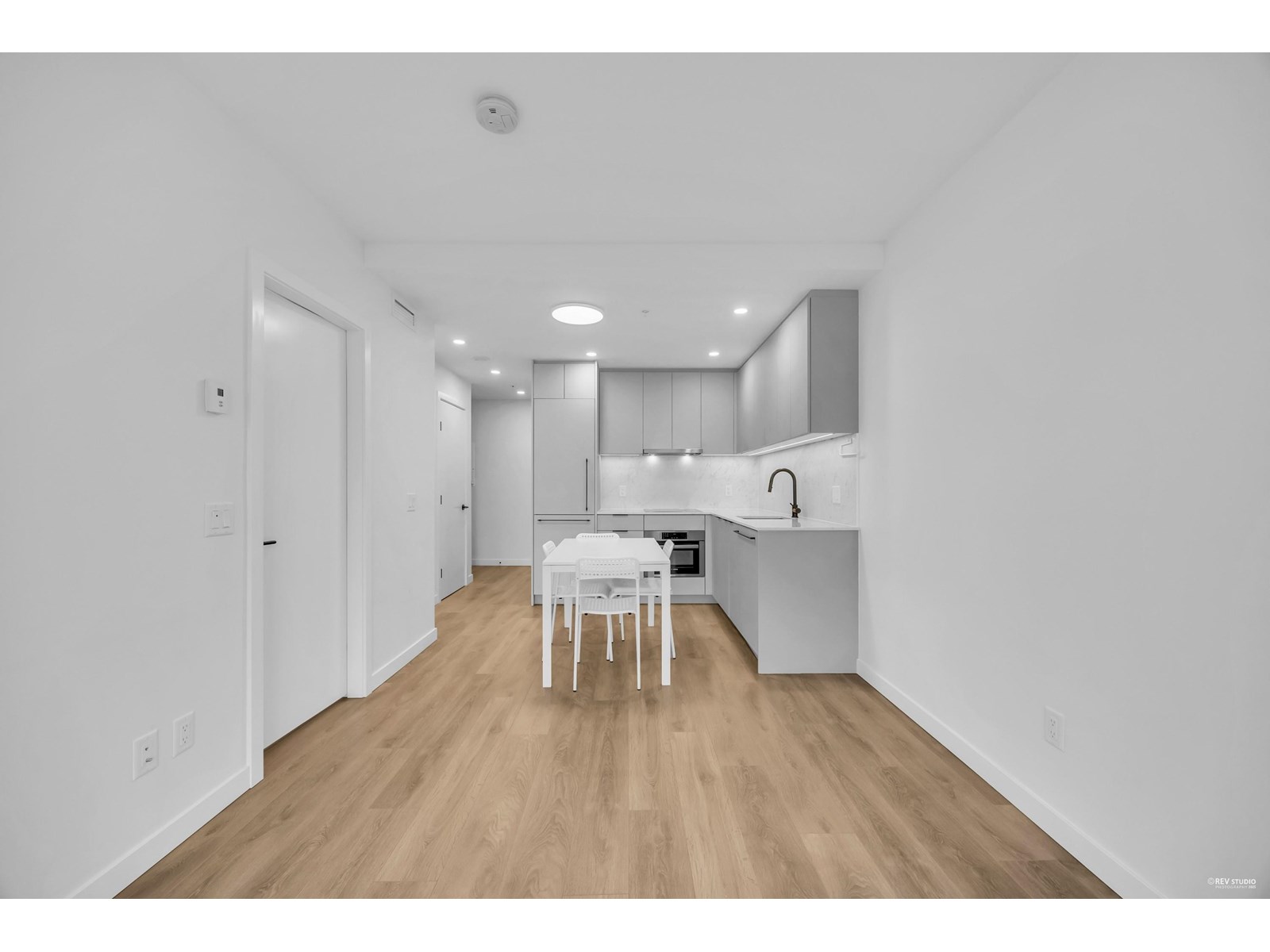 2207 13685 102 Avenue, Surrey, British Columbia  V3T 1N7 - Photo 9 - R3013723