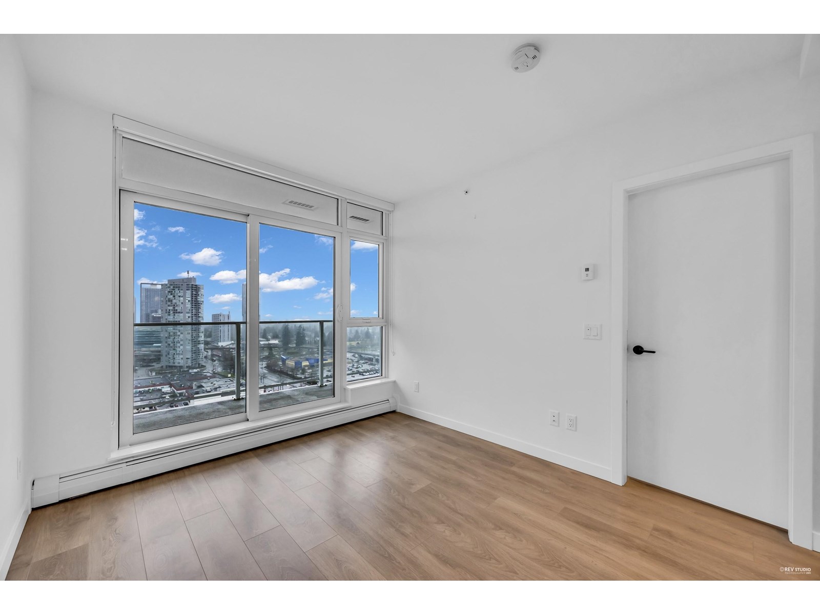 2207 13685 102 Avenue, Surrey, British Columbia  V3T 1N7 - Photo 11 - R3013723