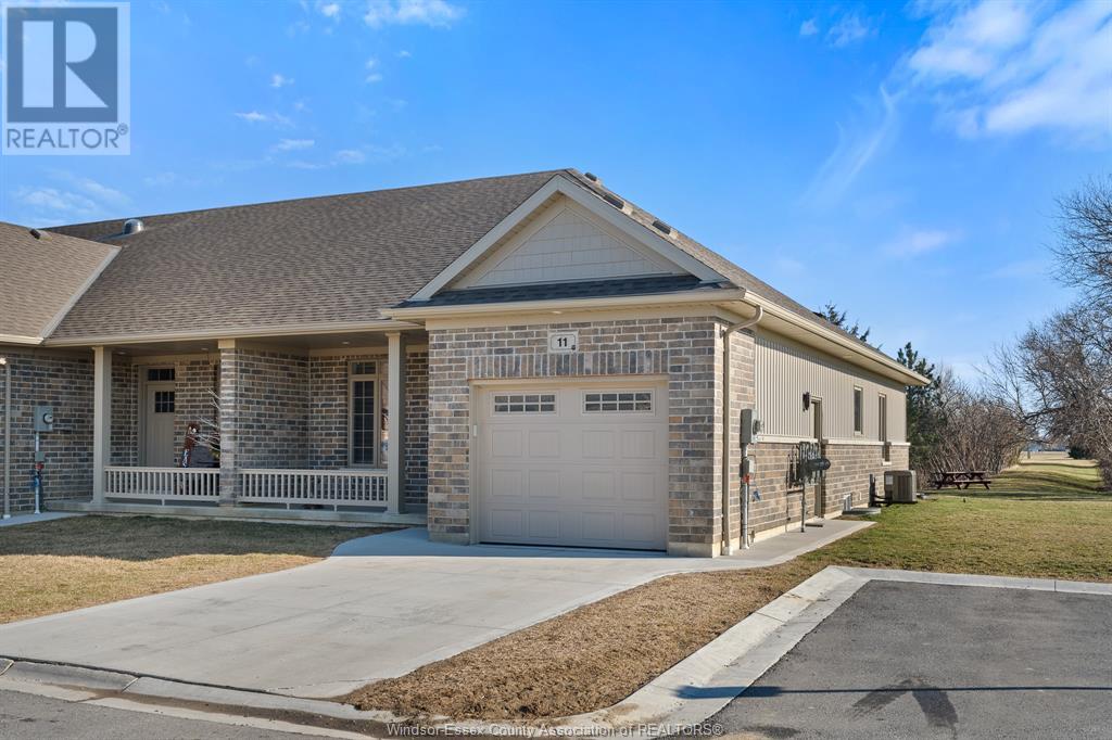11 Jonathan Street, Chatham, Ontario  N7M 6M1 - Photo 2 - 25014663