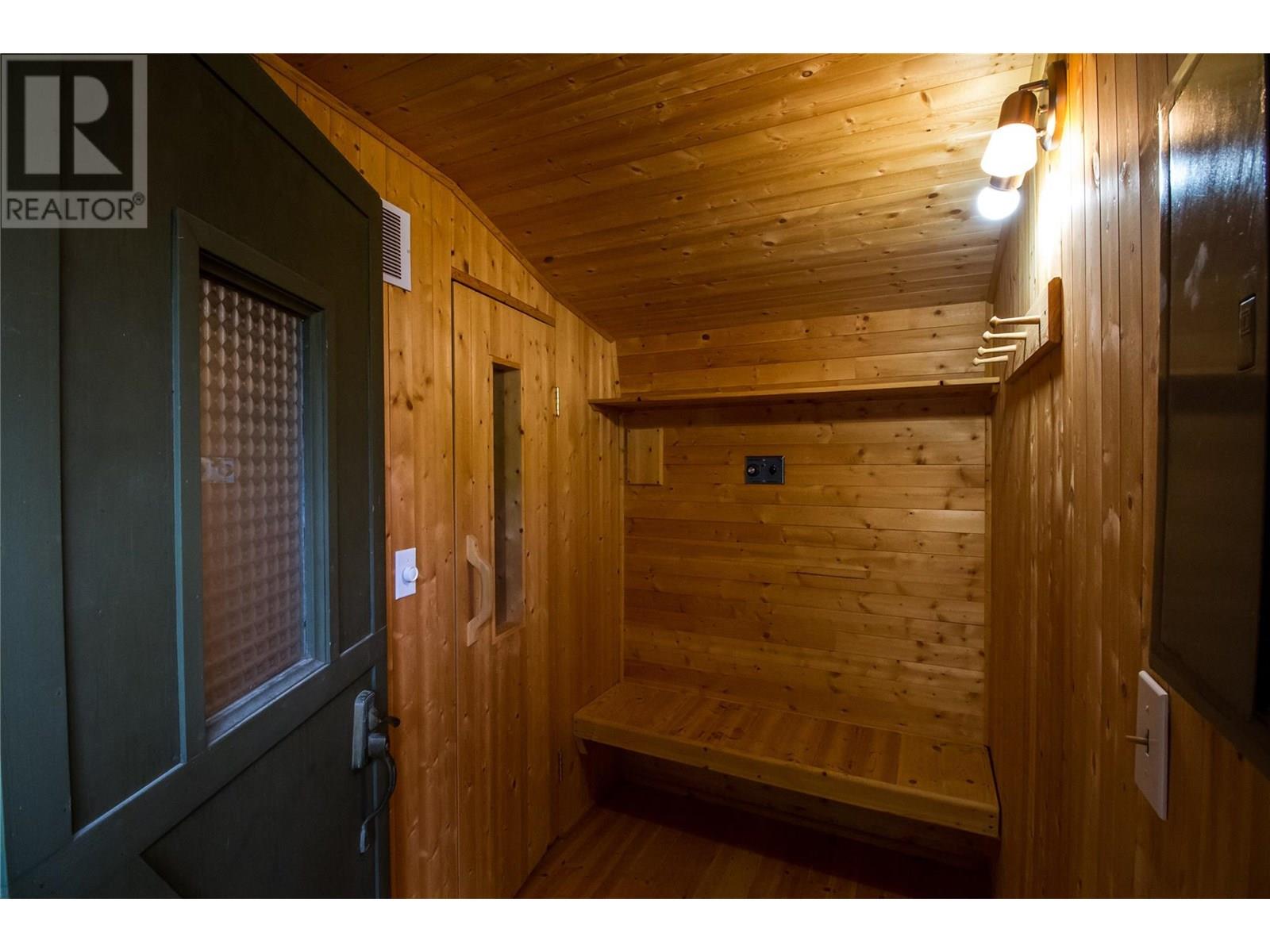 1518 Nichol Road, Revelstoke, British Columbia  V0E 2S1 - Photo 23 - 10342962