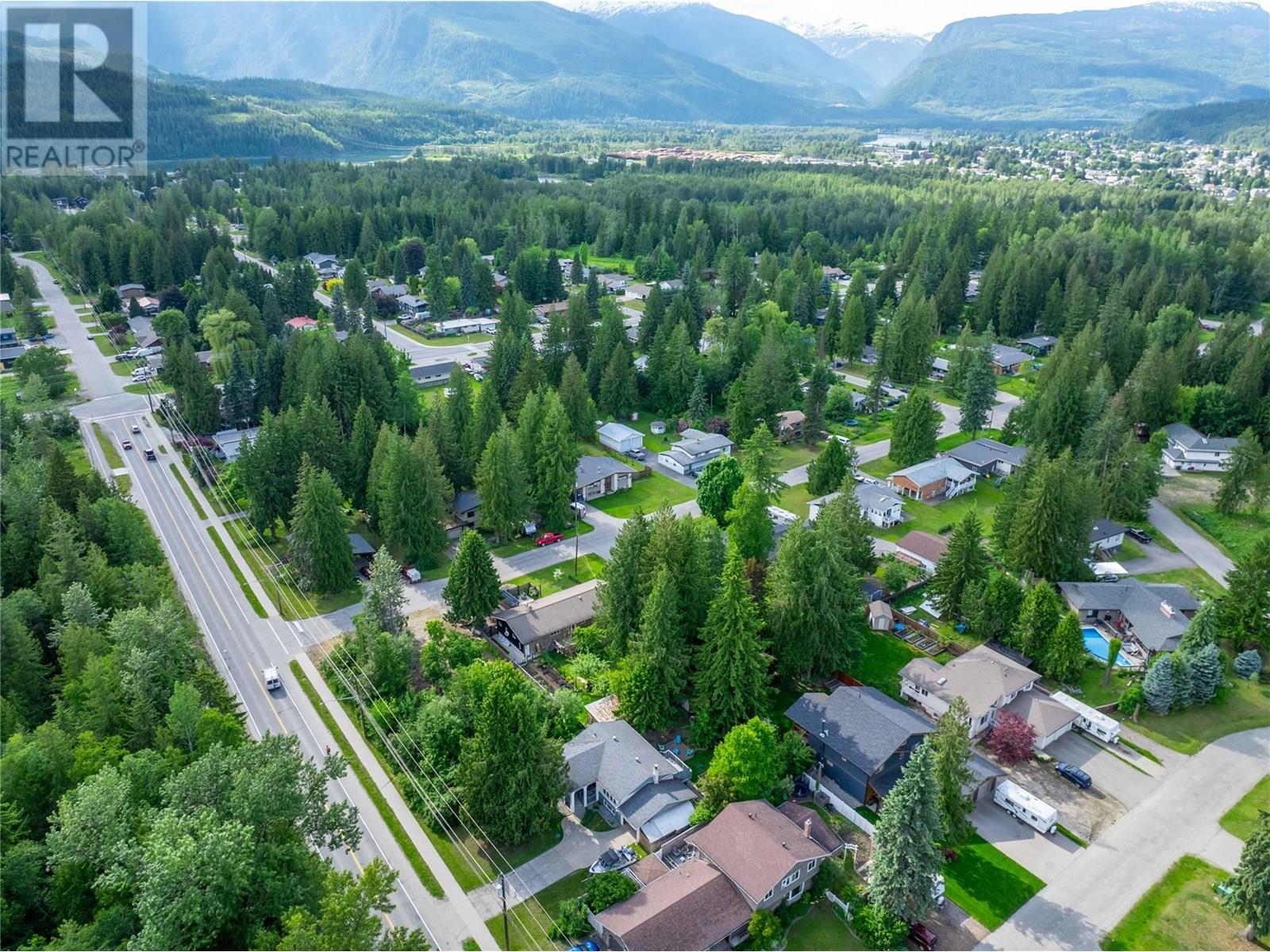 1518 Nichol Road, Revelstoke, British Columbia  V0E 2S1 - Photo 67 - 10342962