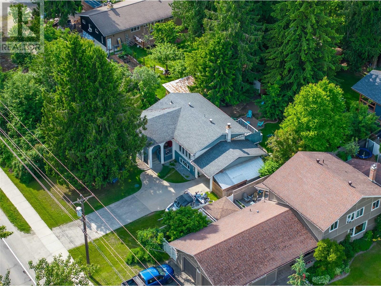 1518 Nichol Road, Revelstoke, British Columbia  V0E 2S1 - Photo 65 - 10342962