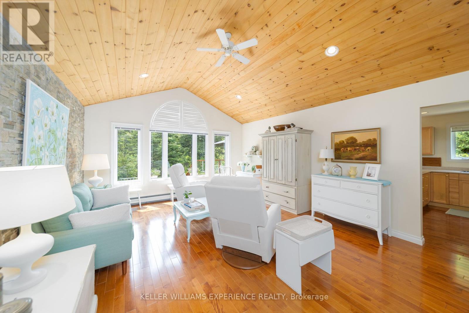 1065 Forrester Trail, Bracebridge (Macaulay), Ontario  P1L 1W9 - Photo 7 - X12203920