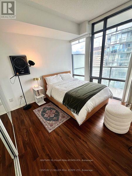 3010 - 38 Grenville Street, Toronto, Ontario  M4Y 1A5 - Photo 13 - C12061066