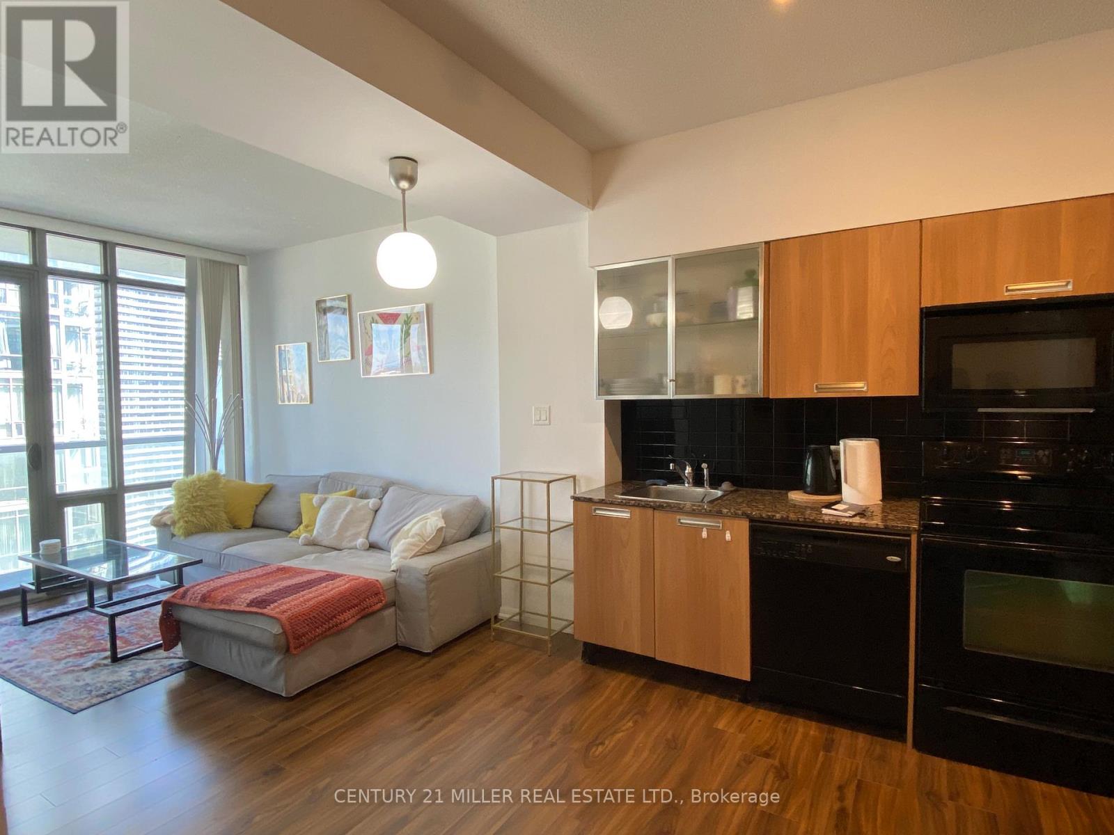 3010 - 38 Grenville Street, Toronto, Ontario  M4Y 1A5 - Photo 7 - C12061066