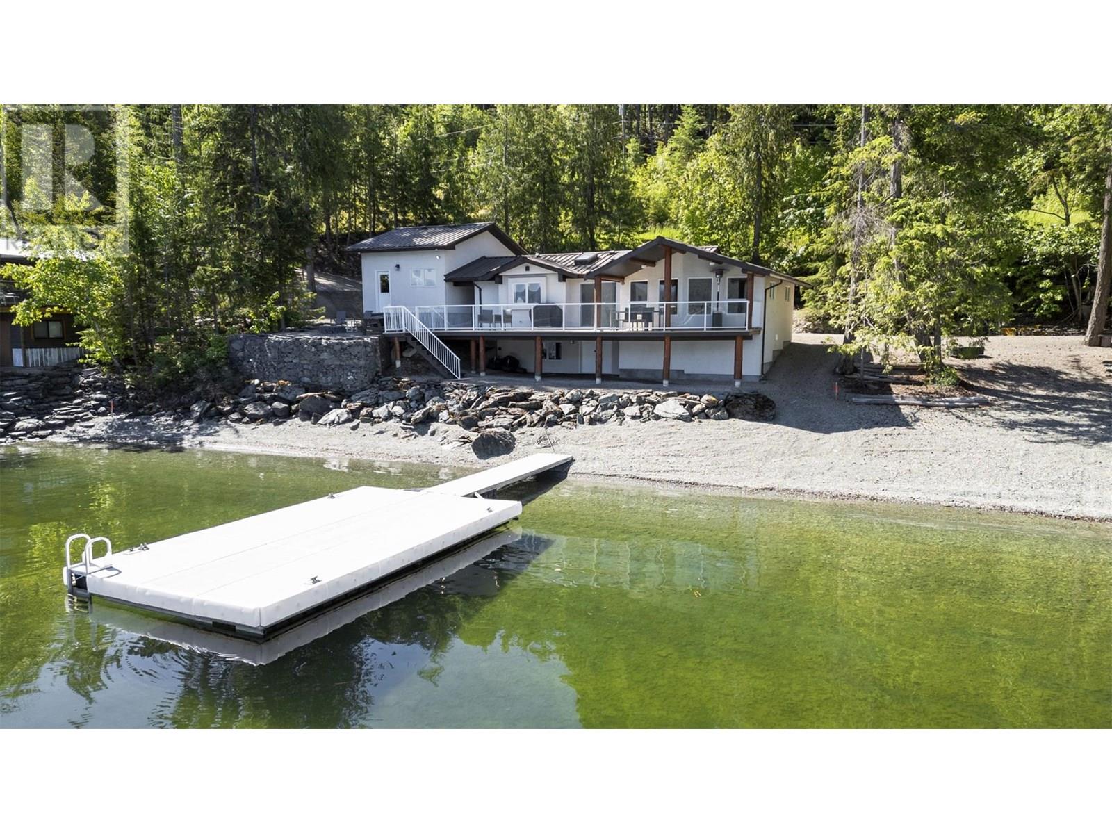 5675 Eagle Bay Road, Eagle Bay, British Columbia  V0E 1T0 - Photo 16 - 10350032