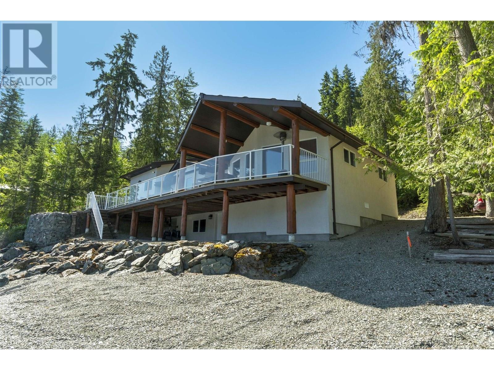 5675 Eagle Bay Road, Eagle Bay, British Columbia  V0E 1T0 - Photo 63 - 10350032