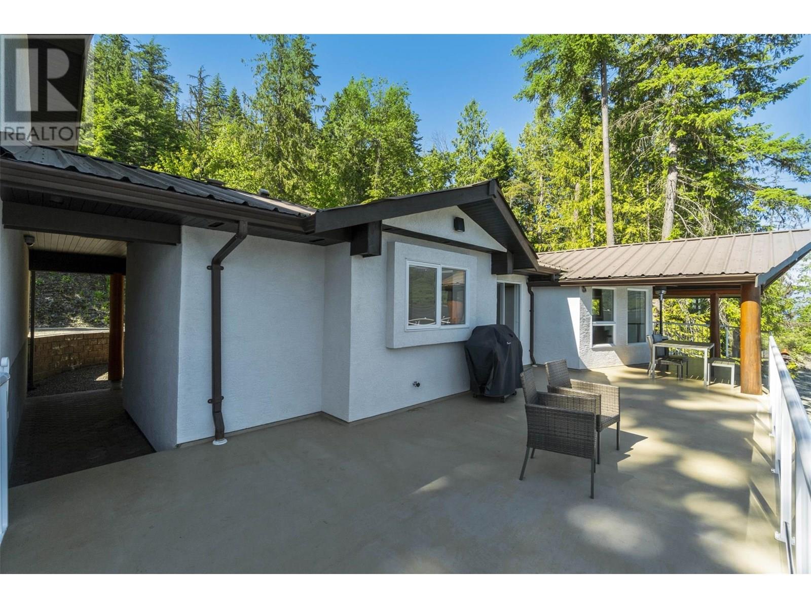5675 Eagle Bay Road, Eagle Bay, British Columbia  V0E 1T0 - Photo 53 - 10350032