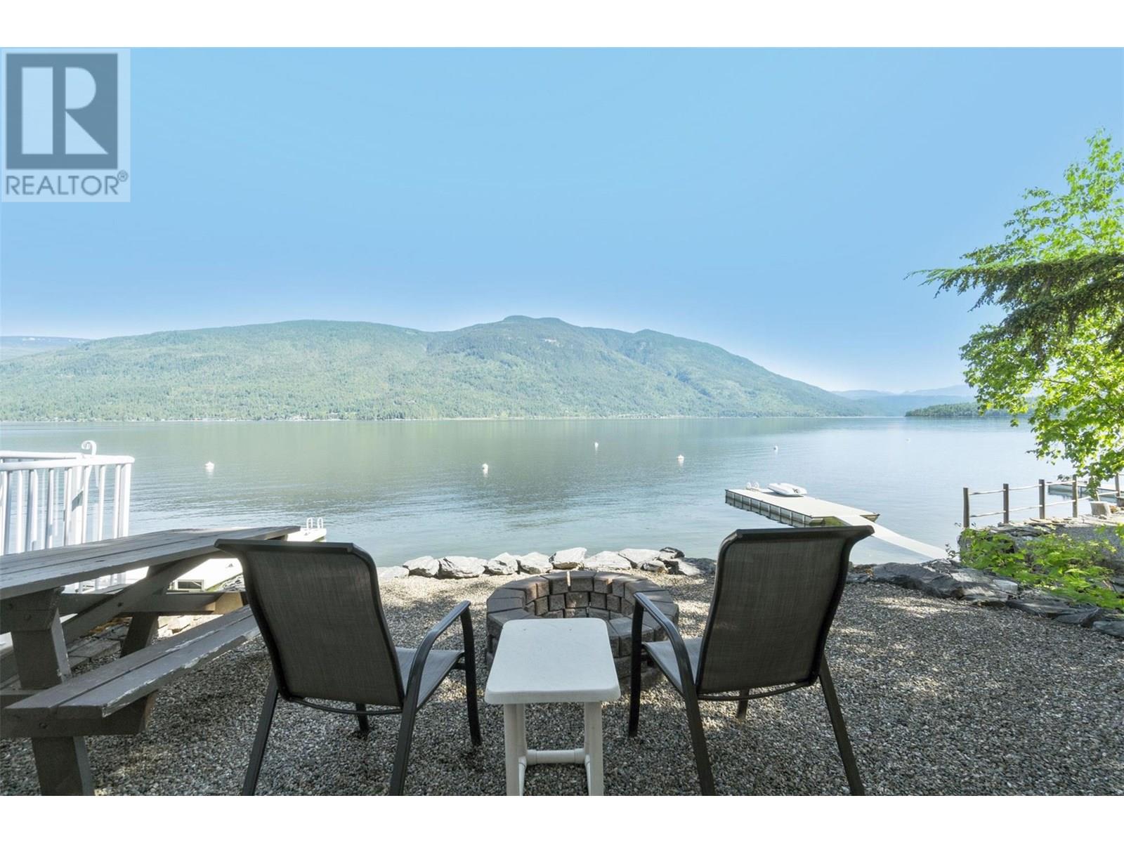 5675 Eagle Bay Road, Eagle Bay, British Columbia  V0E 1T0 - Photo 58 - 10350032