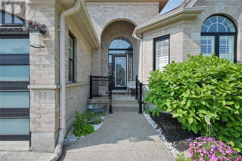 524 Woodfield Court, Kitchener, Ontario  N2P 2S8 - Photo 4 - 40739747