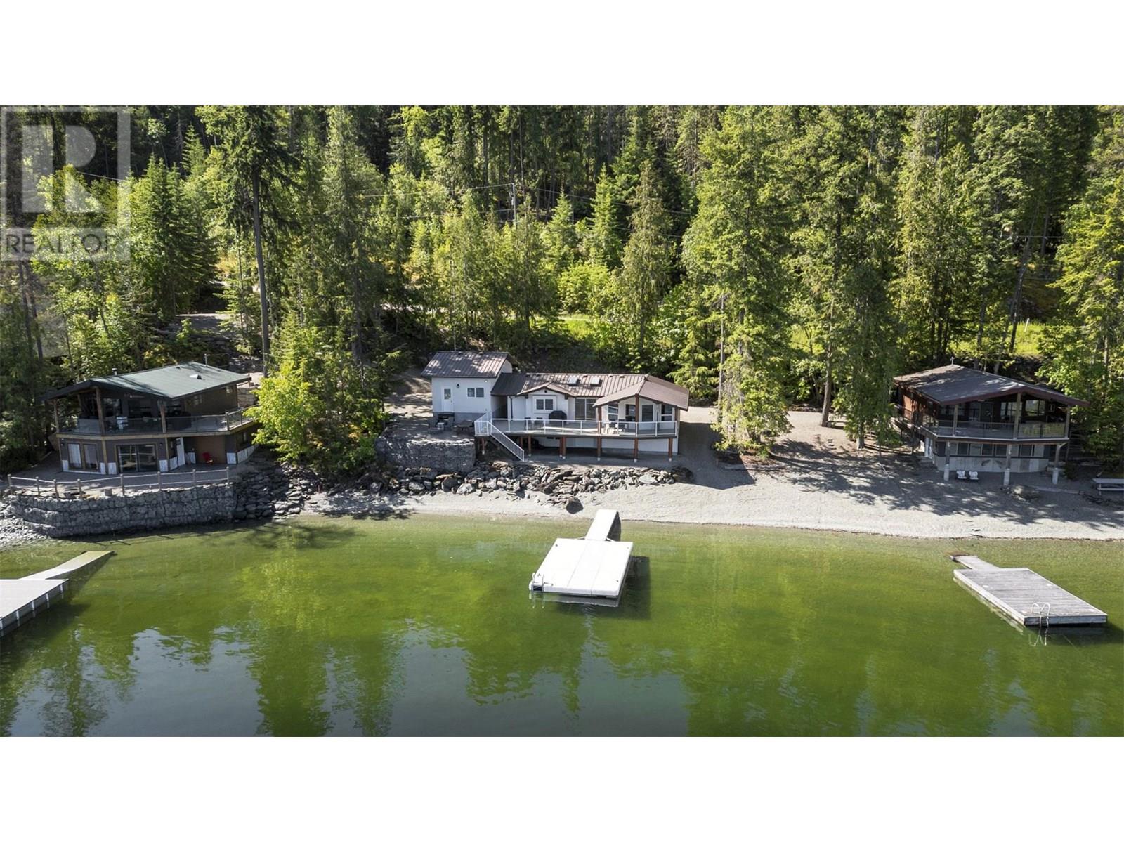 5675 Eagle Bay Road, Eagle Bay, British Columbia  V0E 1T0 - Photo 9 - 10350032