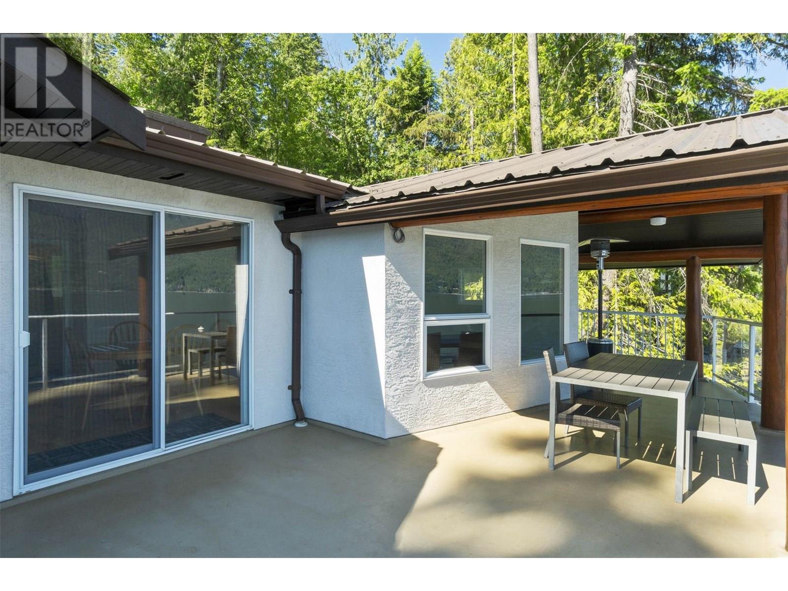 5675 Eagle Bay Road, Eagle Bay, British Columbia  V0E 1T0 - Photo 67 - 10350032