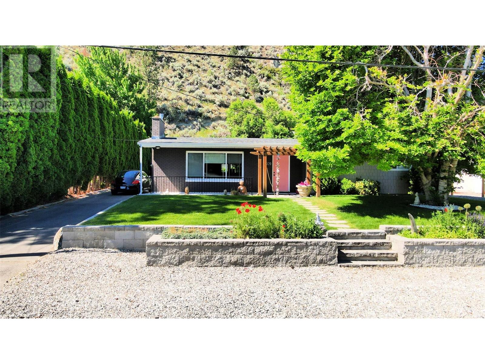 7509 Higgin Avenue, Summerland, British Columbia  V0H 1Z6 - Photo 35 - 10351115