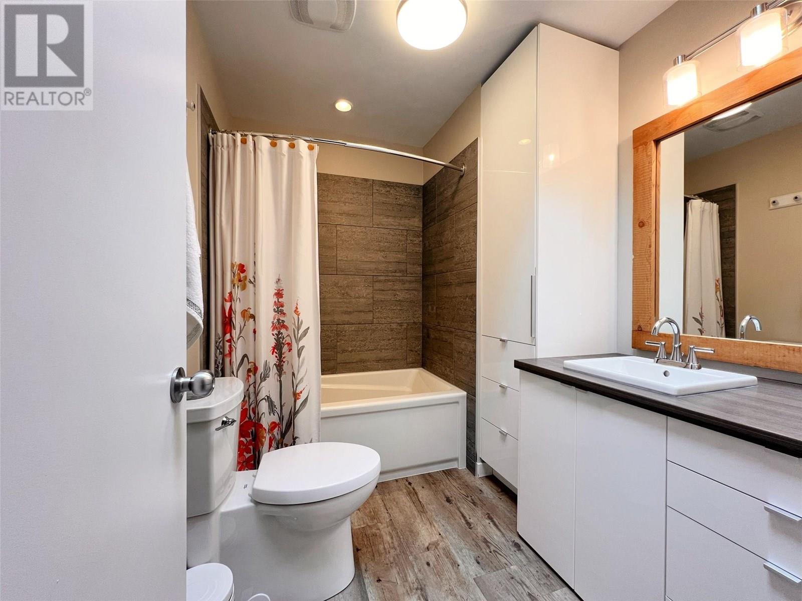 7509 Higgin Avenue, Summerland, British Columbia  V0H 1Z6 - Photo 24 - 10351115