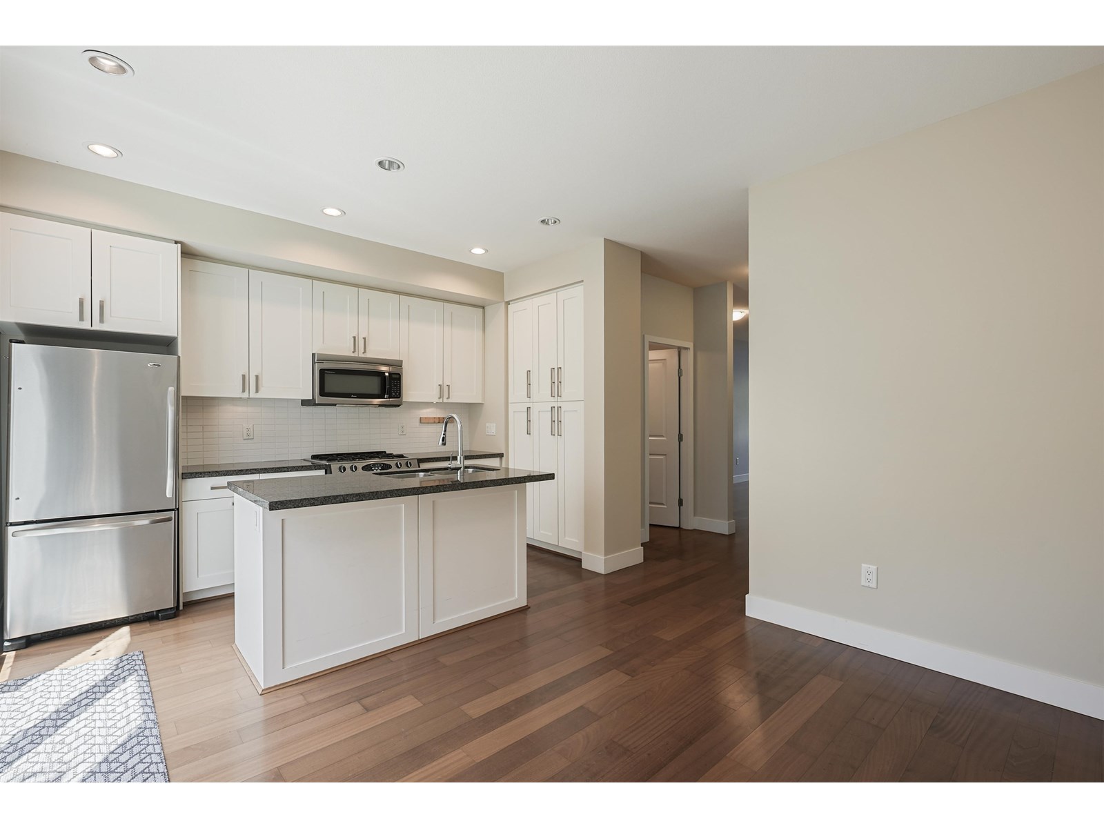 204 2501 161a Street, Surrey, British Columbia  V3S 7Y6 - Photo 11 - R3008371