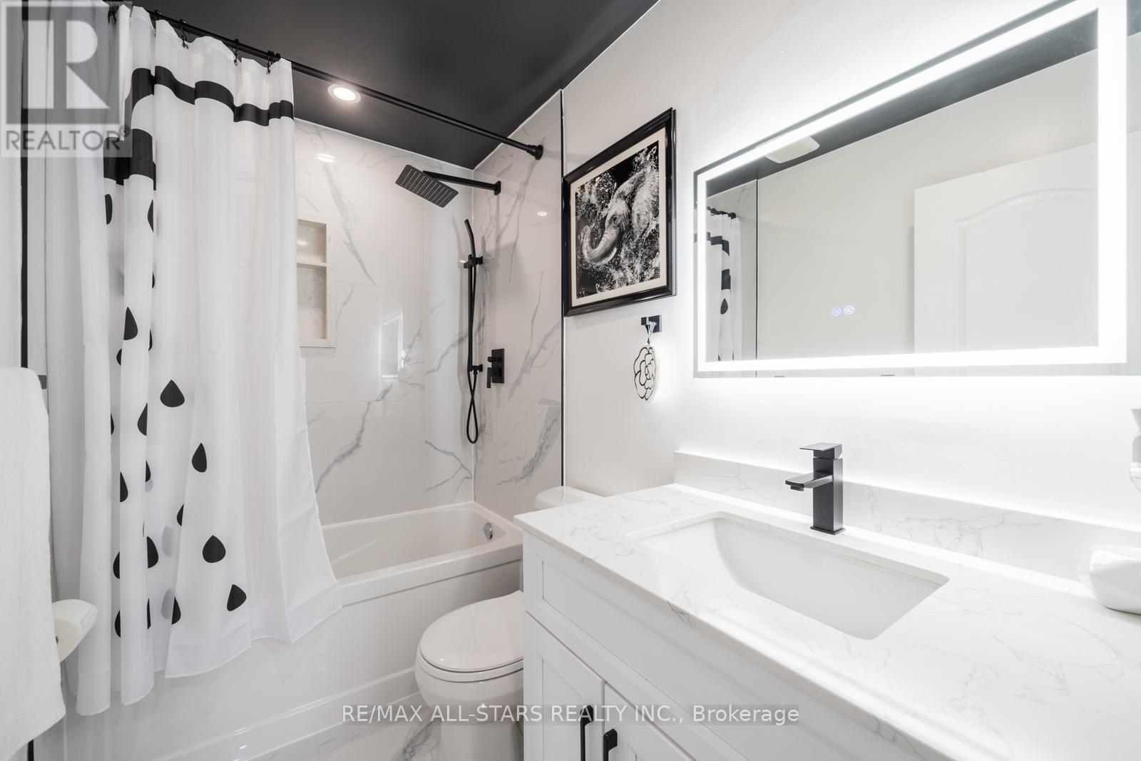 37 Mantle Avenue, Whitchurch-Stouffville (Stouffville), Ontario  L4A 0M7 - Photo 24 - N12076972