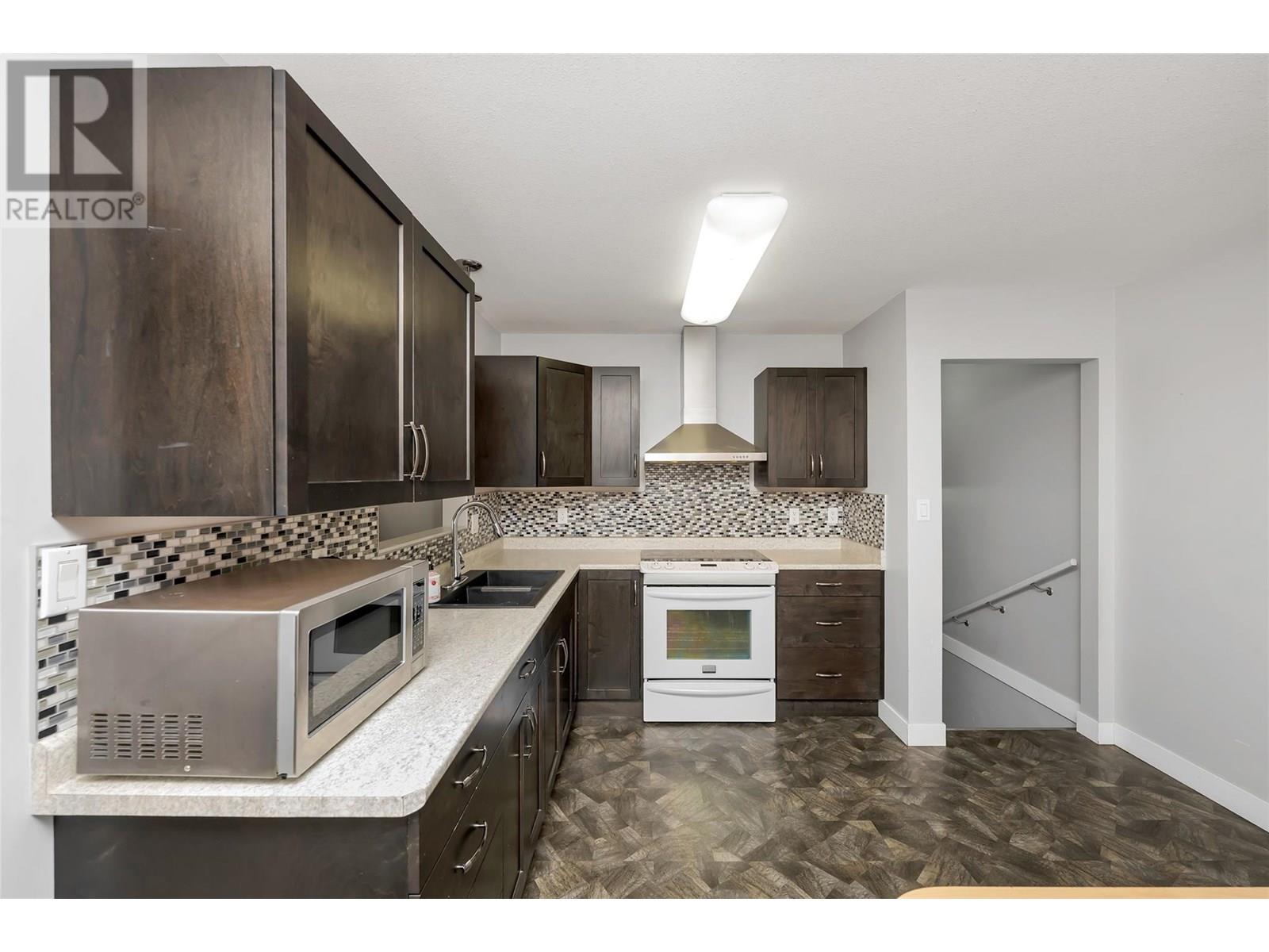 3908 25 Street, Vernon, British Columbia  V1T 4R7 - Photo 7 - 10351485