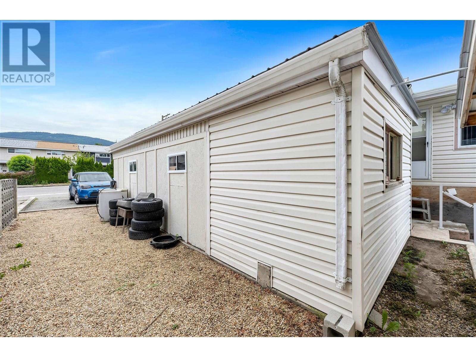 3908 25 Street, Vernon, British Columbia  V1T 4R7 - Photo 30 - 10351485