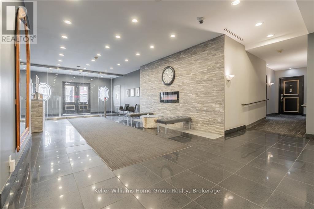 209 - 135 James Street S, Hamilton, Ontario  L8P 2Z6 - Photo 3 - X12210323