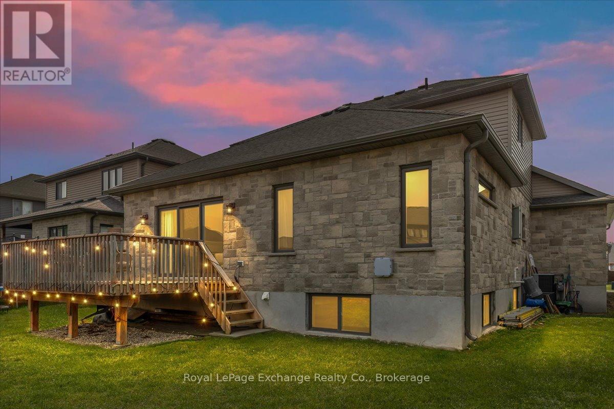 383 Northport Drive, Saugeen Shores, Ontario  N0H 2C8 - Photo 37 - X12207349