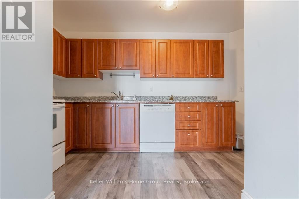 209 - 135 James Street S, Hamilton, Ontario  L8P 2Z6 - Photo 10 - X12210323