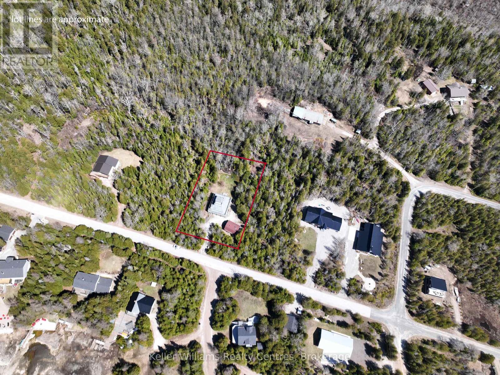 38 Devils Glen Road, Northern Bruce Peninsula, Ontario  N0H 2T0 - Photo 2 - X12099152
