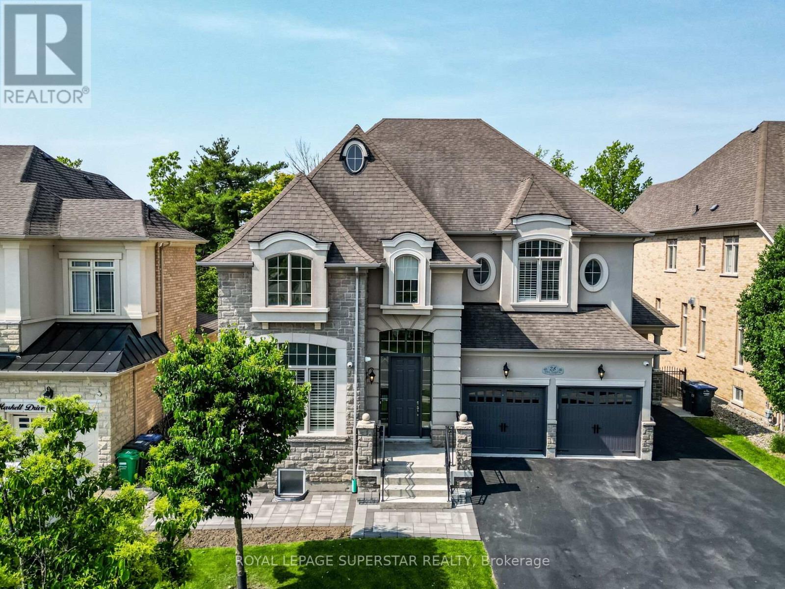 28 Elbern Markell Drive, Brampton, Ontario  L6X 2X5 - Photo 4 - W12200358