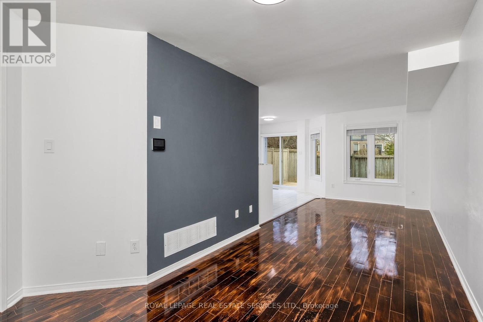 1141 Westview Terrace, Oakville, Ontario  L6M 3M1 - Photo 9 - W12114266