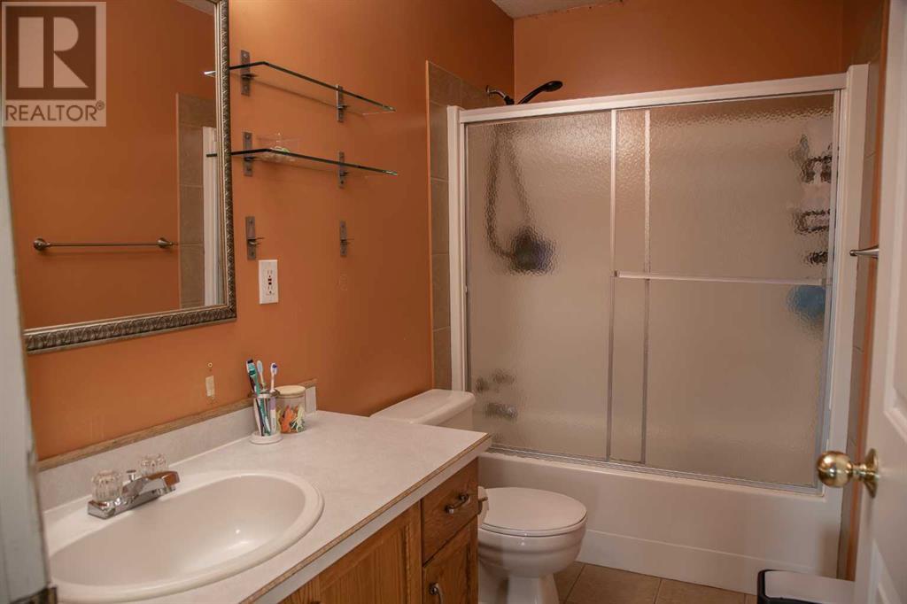 10513 106 Street, High Level, Alberta  T0H 1Z0 - Photo 7 - A2209953