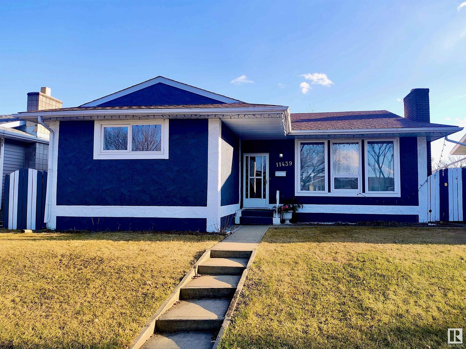 11439 145 AV NW, Edmonton, Alberta