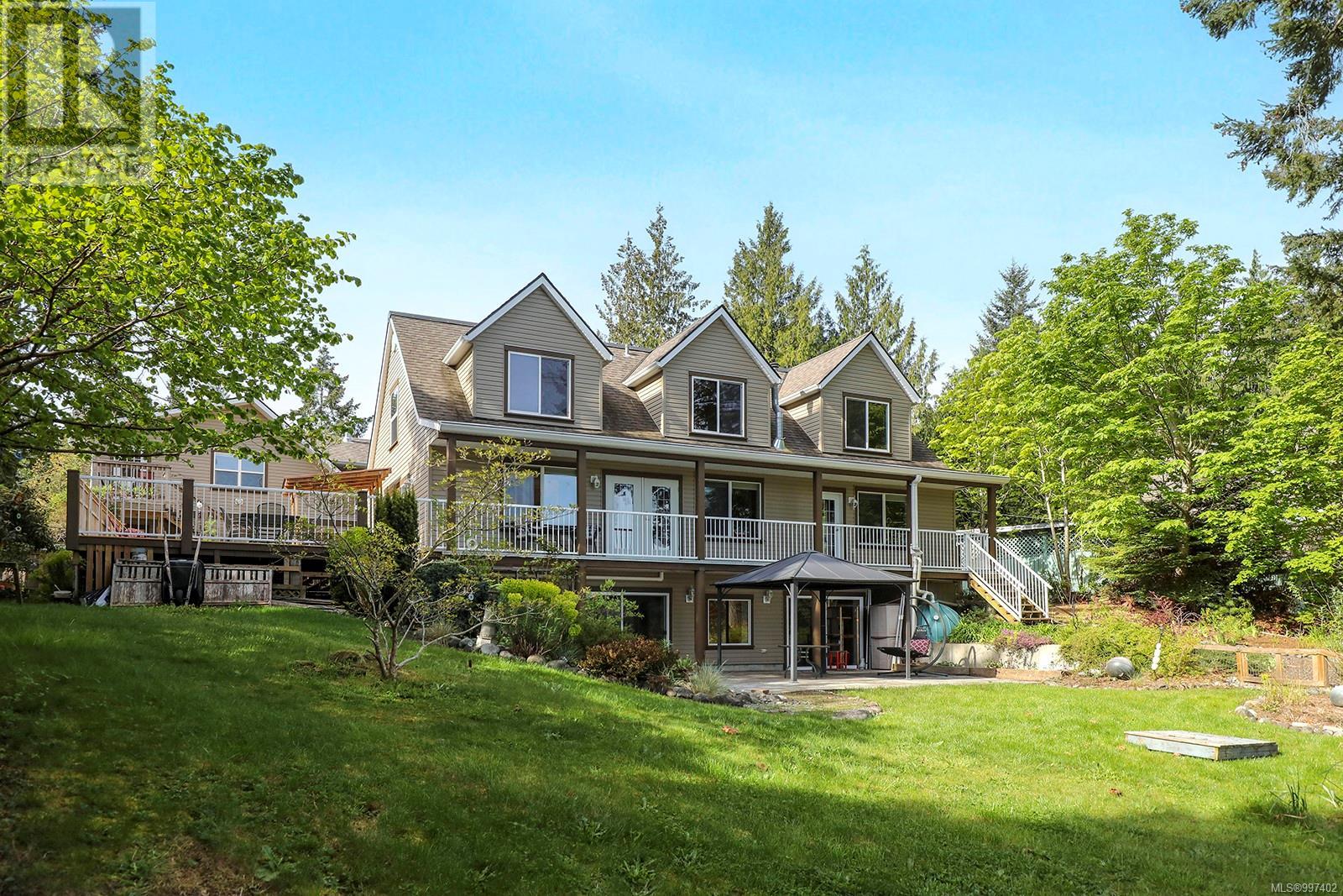 7820 Ships Point Rd, Fanny Bay, British Columbia  V0R 1W0 - Photo 48 - 997402