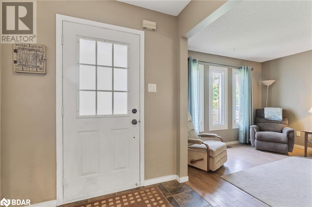 51 Nottawasaga Drive, Angus, Ontario  L0M 1B0 - Photo 3 - 40737409