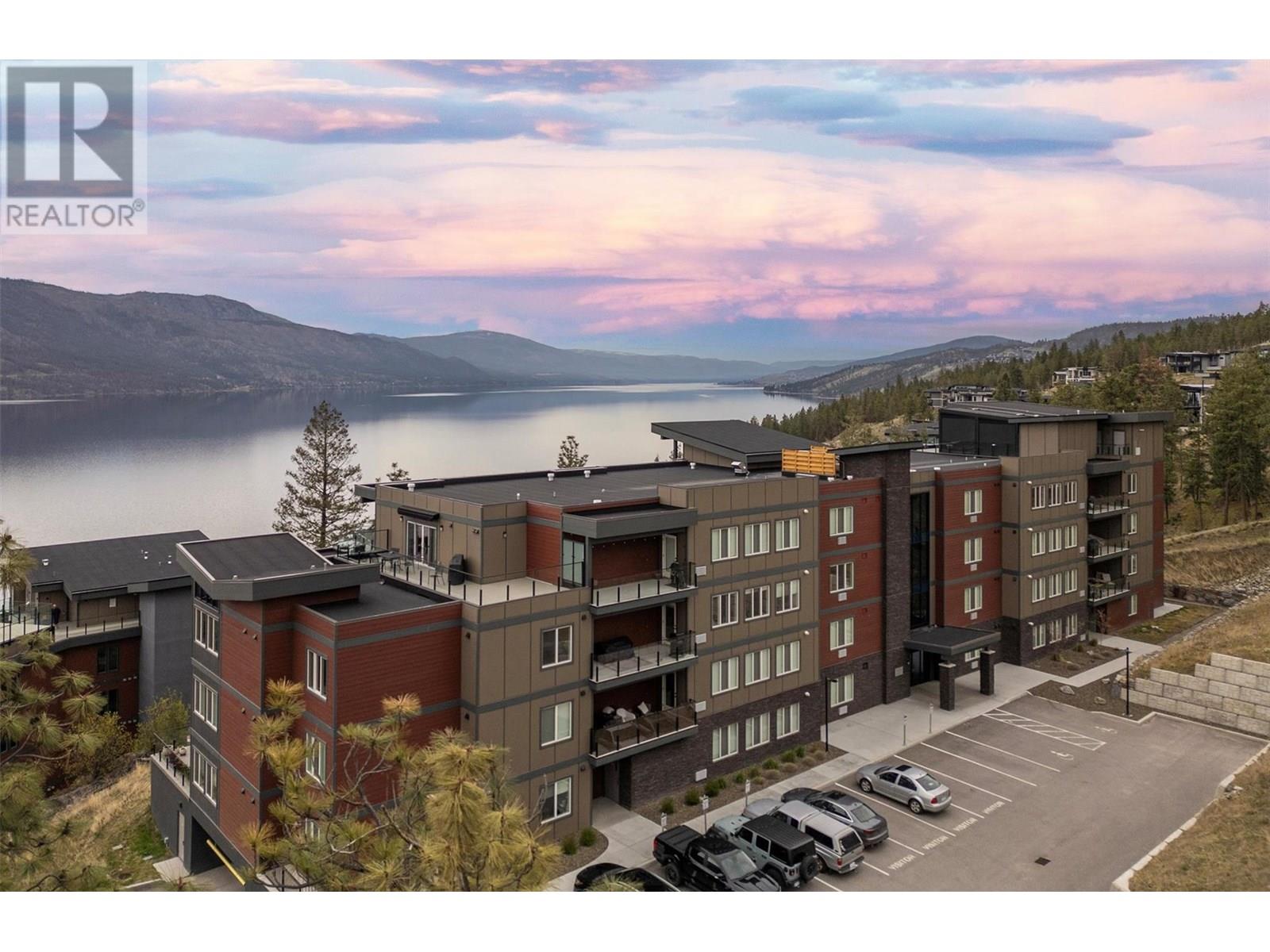 3434 Mckinley Beach Drive Unit# 301, Kelowna, British Columbia
