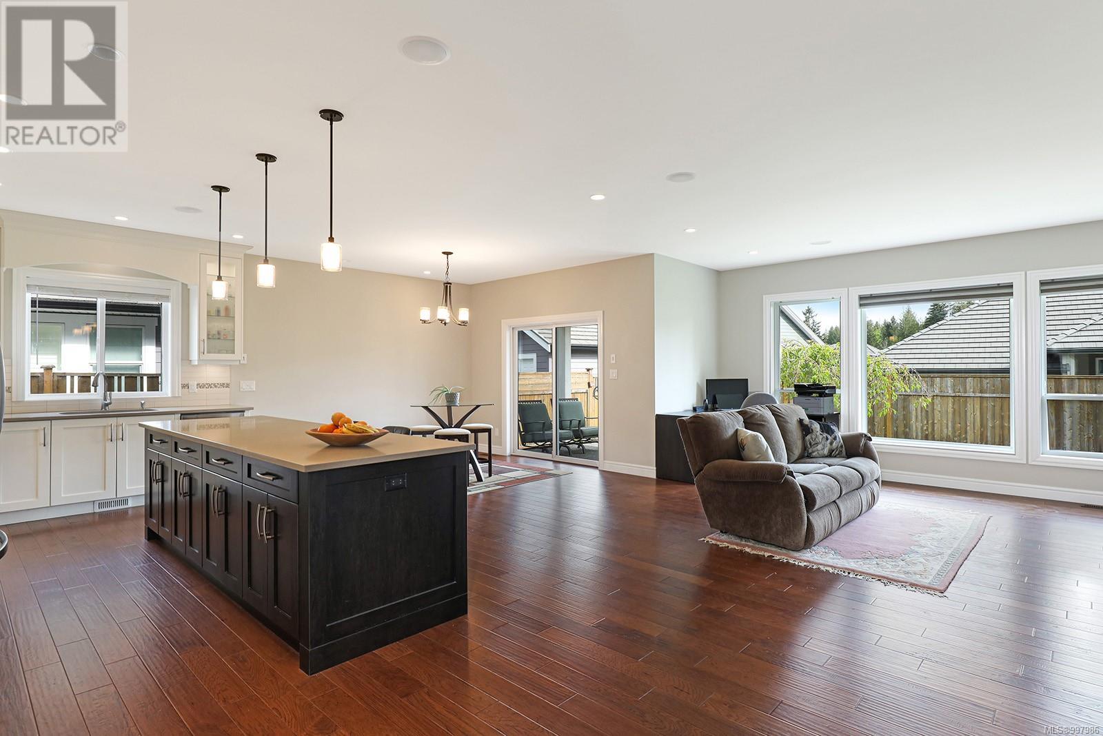 Property at 2278 Idiens Way image 4